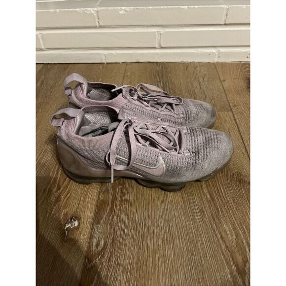 Nike Air Vapormax 2021 FK Womens Size 9.5 Pink Athletic Shoe Sneakers DH4088-600 - Picture 3 of 8